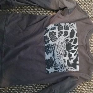 Long sleeve graphic tee